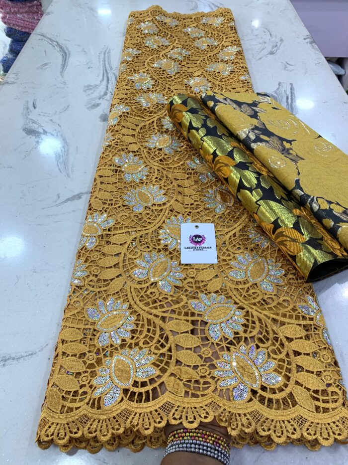 Sequined Guipure fabric - Image 4