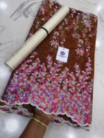 Sequined lace - Image 19