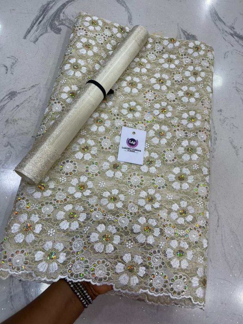 WhatsApp Image 2025-11-02 at 15.53.54_9cb85522 EXCLUSIVE LACE - Image 1