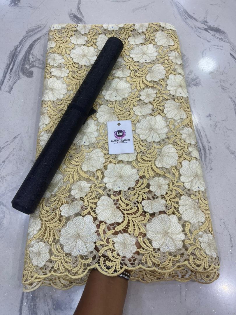 WhatsApp Image 2025-11-05 at 17.48.57_7fd52800 EXCLUSIVE GUIPURE - Image 1